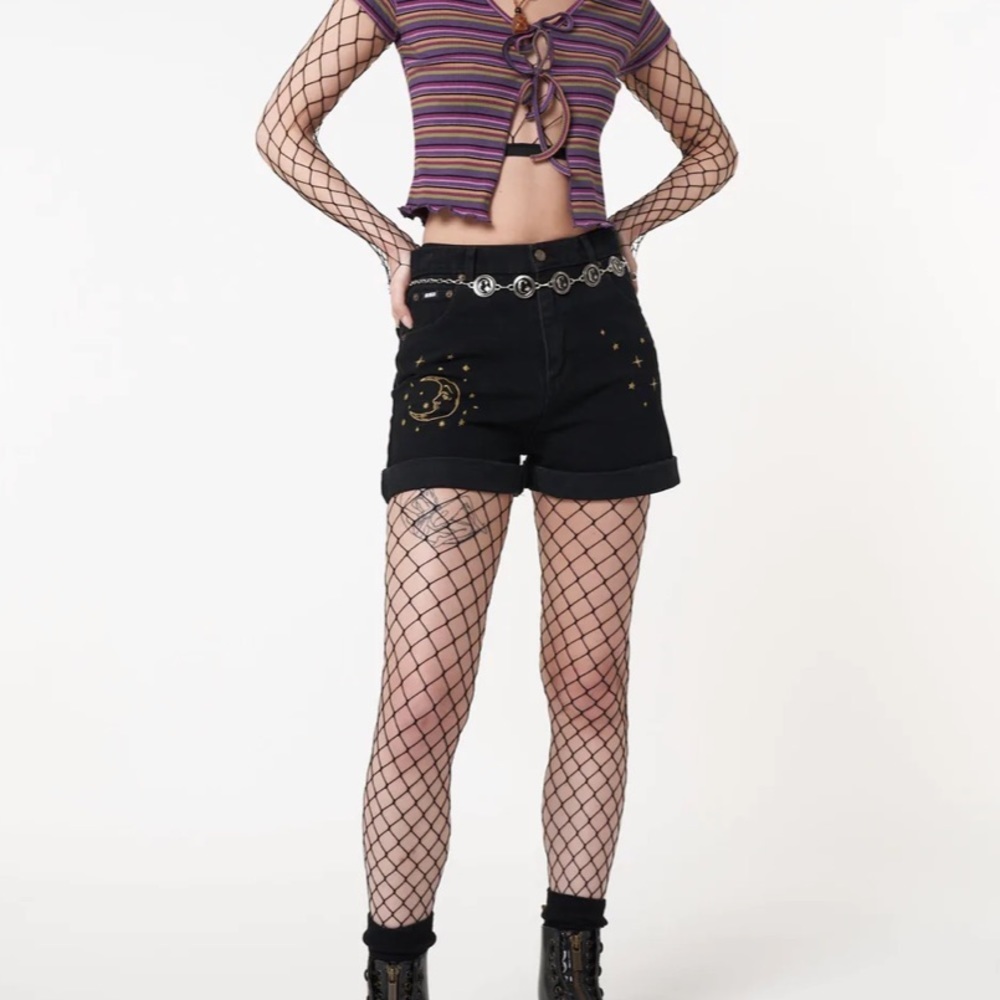 ♥︎ Astral Embroidered Denim Mom Shorts ♥︎